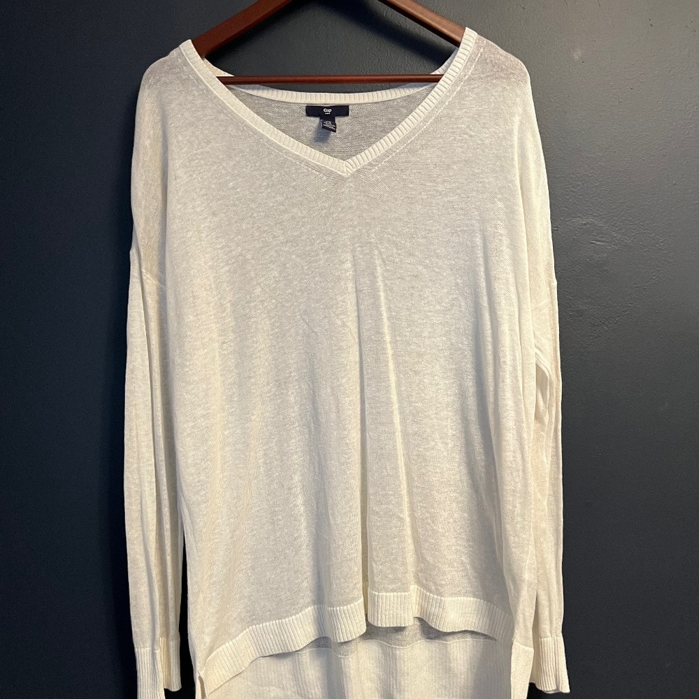 Gap lightweight white sweater